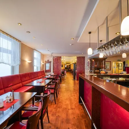 호텔 Wissers Fehmarn 3*